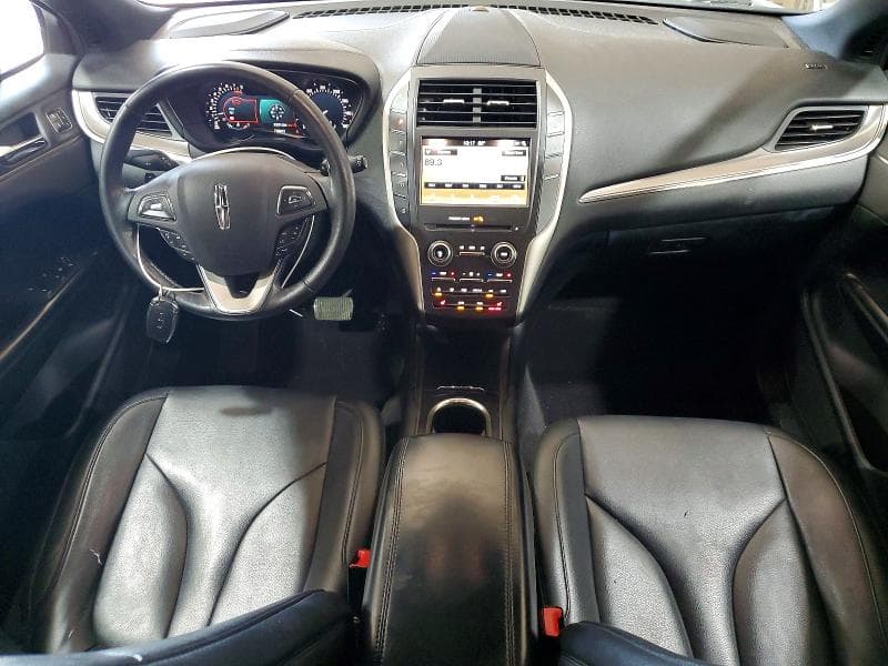 2017 LINCOLN MKC PREMIERE 8