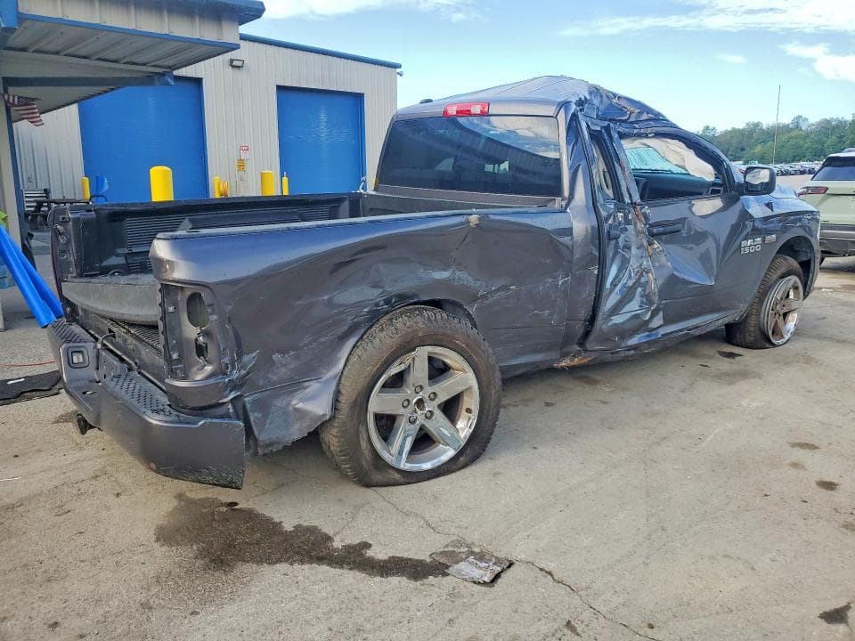 2018 RAM 1500 ST 3
