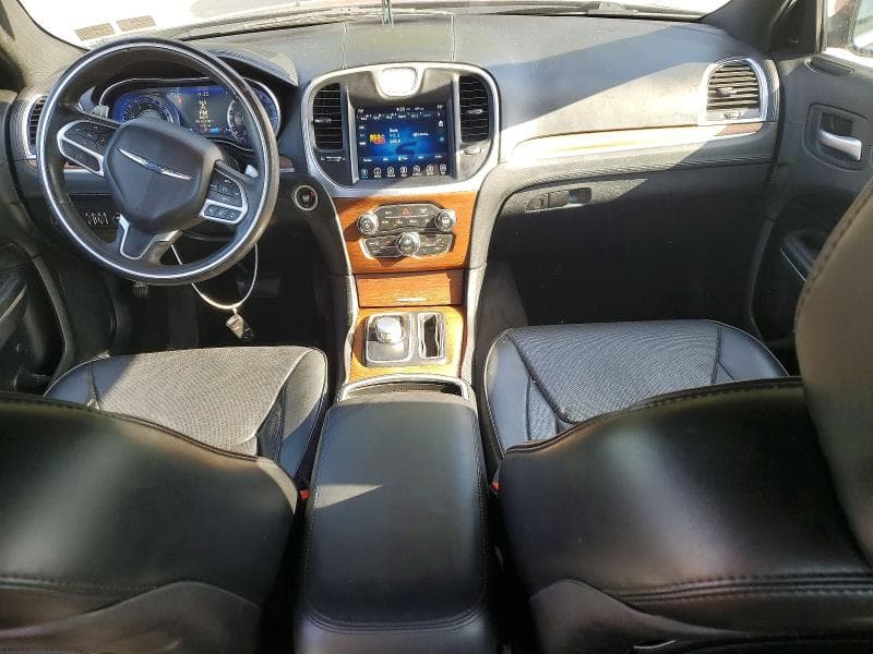 2017 CHRYSLER 300C PLATINUM 8