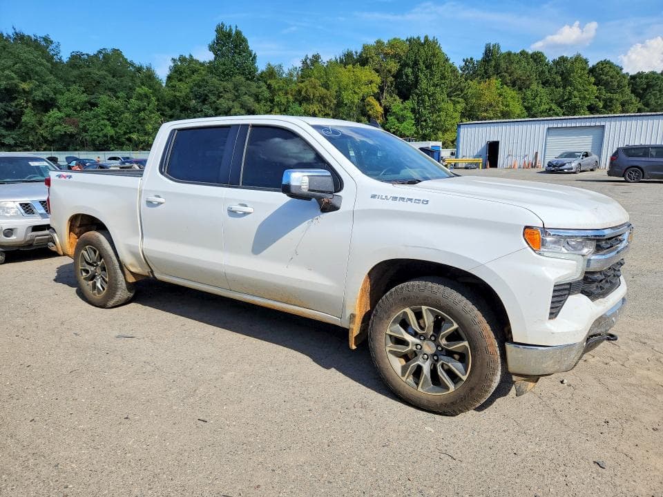 2025 CHEVROLET SILVERADO K1500 LT 4