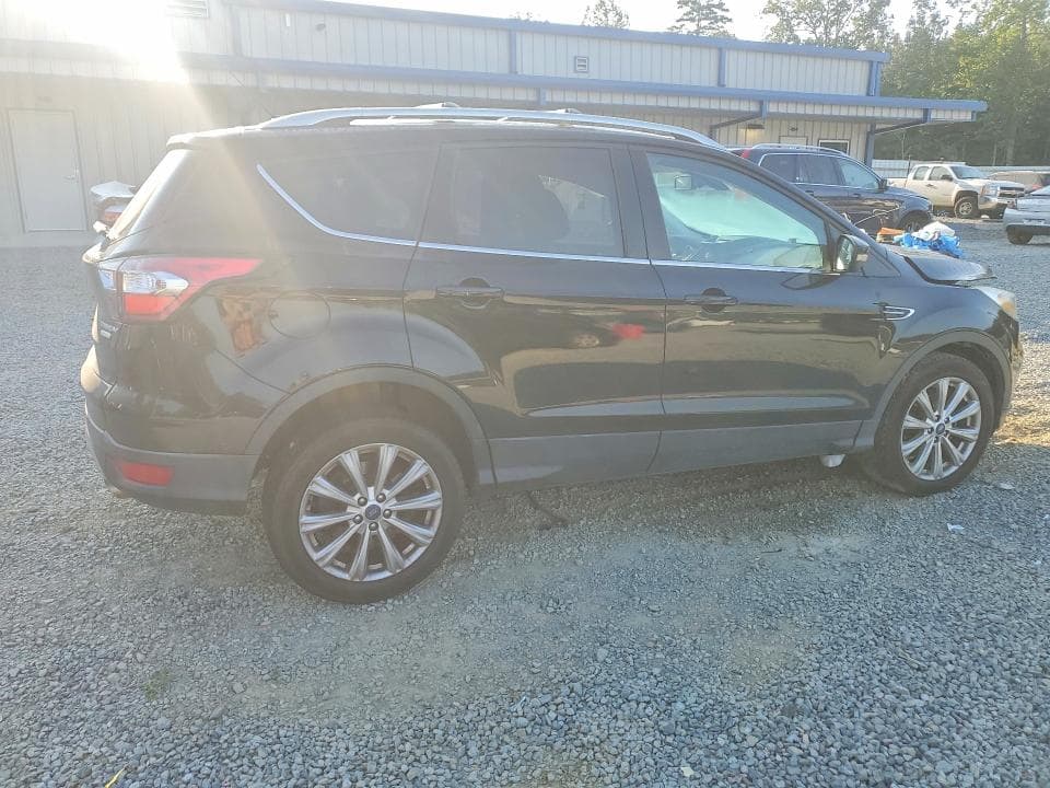 2017 FORD ESCAPE TITANIUM 3