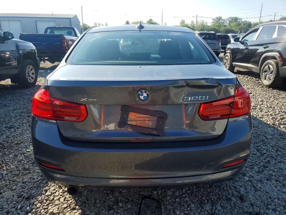 2017 BMW 320 XI 6