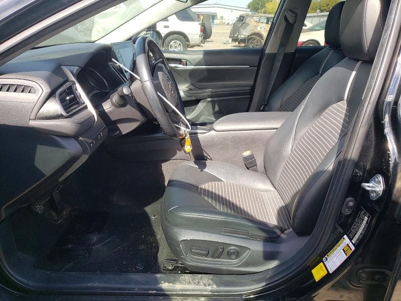 2022 TOYOTA CAMRY SE 7