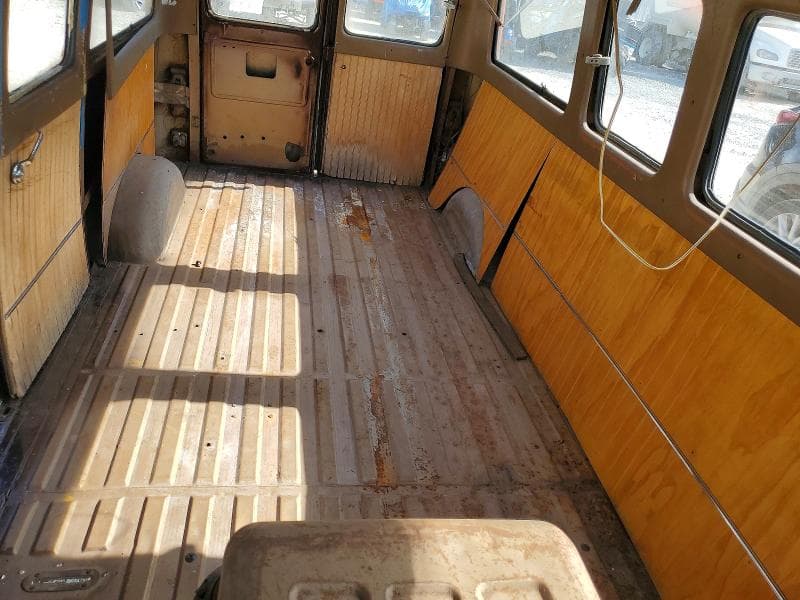 1970 CHEVROLET STATION WA 10