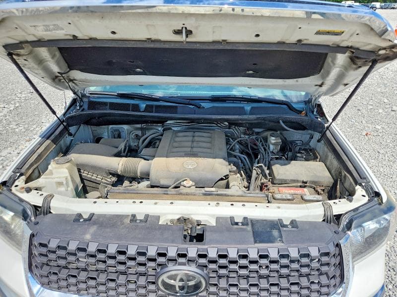 2019 TOYOTA TUNDRA SR5 11