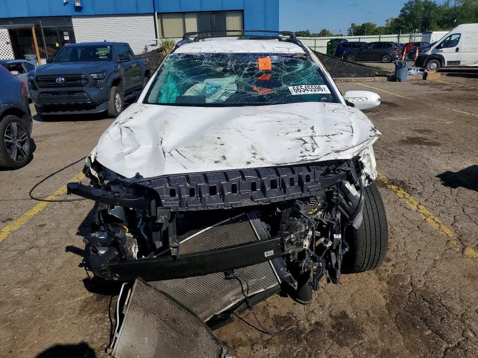 2023 HYUNDAI KONA SEL 5