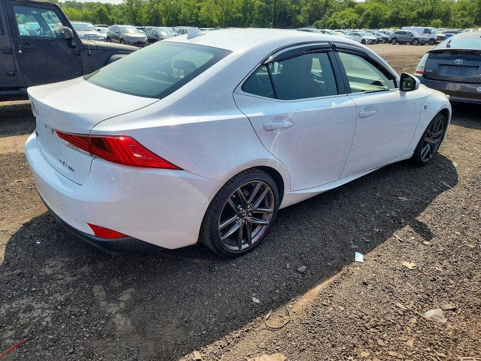 2018 LEXUS IS 300 3