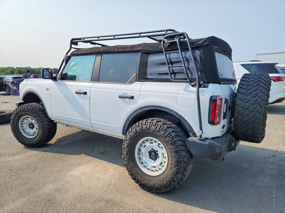 2023 FORD BRONCO BASE 2