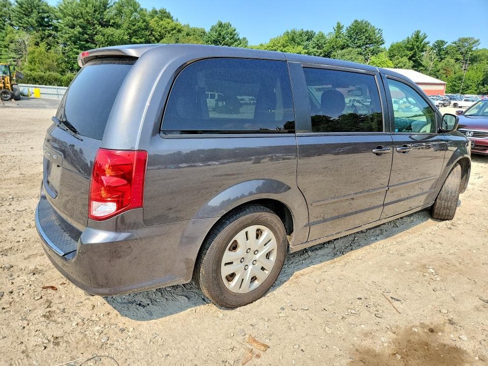 2017 DODGE GRAND CARAVAN SE 3