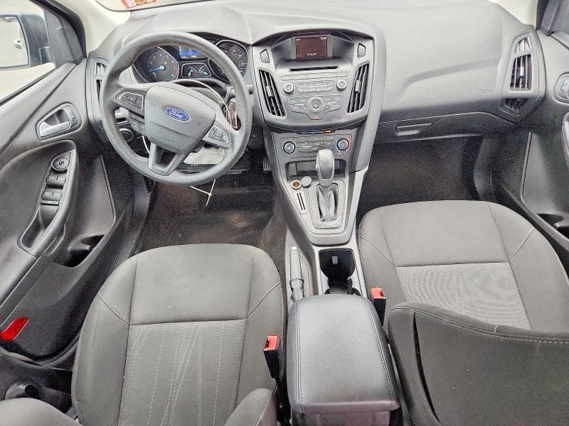 2017 FORD FOCUS SE 8