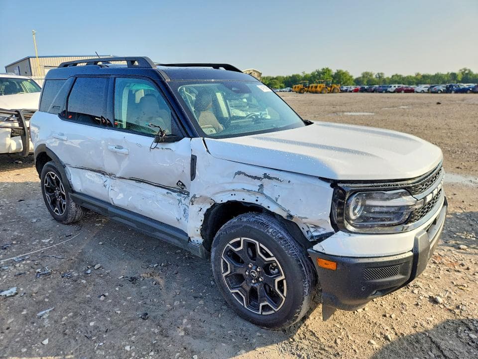 2025 FORD BRONCO SPORT OUTER BANKS 4
