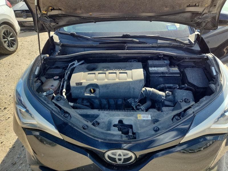 2020 TOYOTA C-HR LIMITED 11