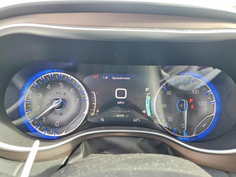 2017 CHRYSLER PACIFICA TOURING L PLUS 9