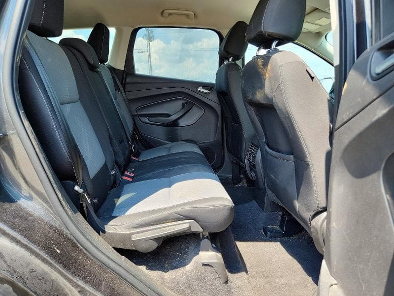 2017 FORD ESCAPE SE 11
