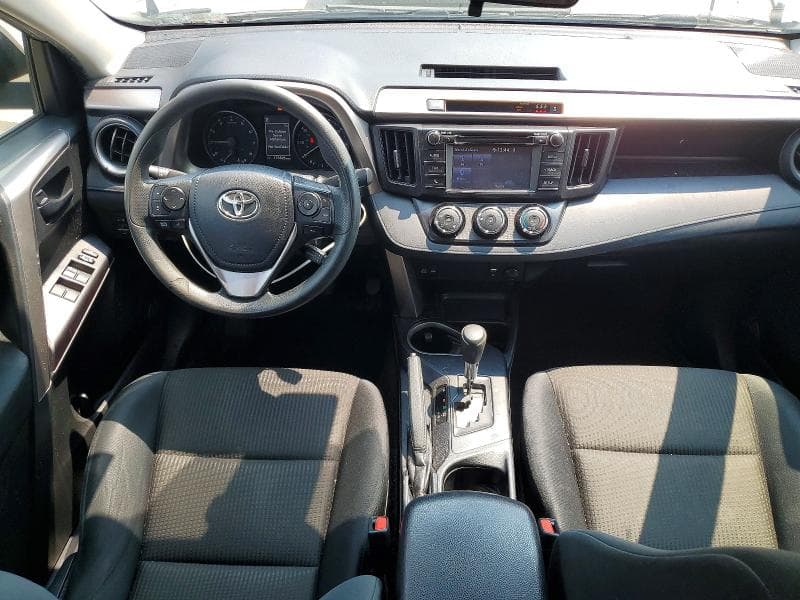 2018 TOYOTA RAV4 LE 8