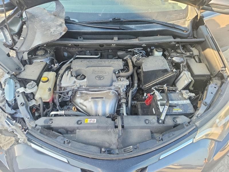 2018 TOYOTA RAV4 XLE 12