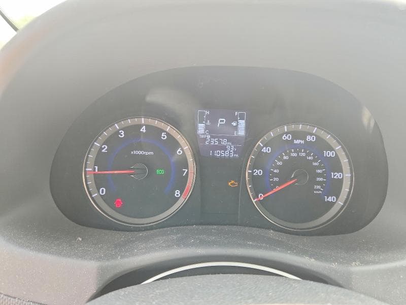 2017 HYUNDAI ACCENT SE 9