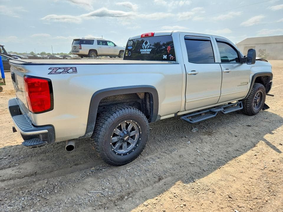 2017 CHEVROLET SILVERADO K1500 LT 3