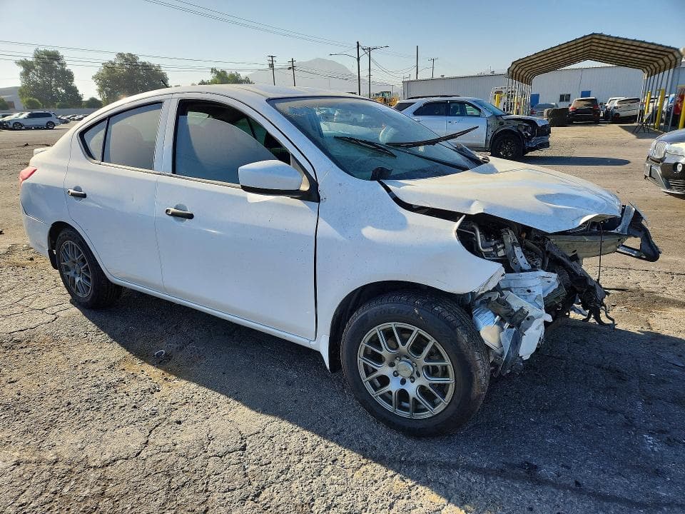 2018 NISSAN VERSA S PLUS 4