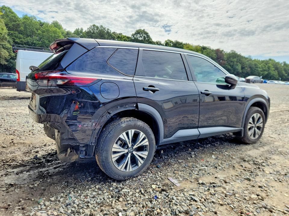 2022 NISSAN ROGUE SV 3