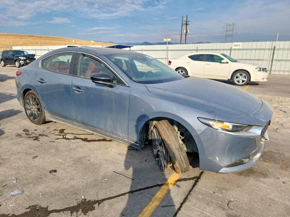 2024 MAZDA 3 PREFERRED 4