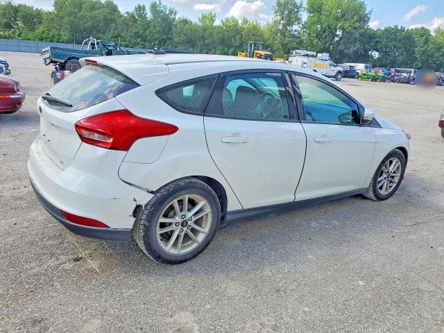 2017 FORD FOCUS SE 3