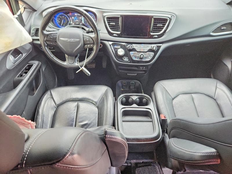 2019 CHRYSLER PACIFICA TOURING L 8