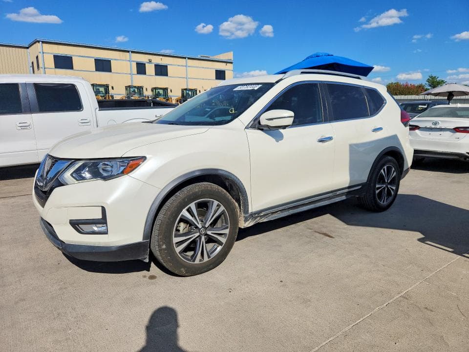 2017 NISSAN ROGUE SL