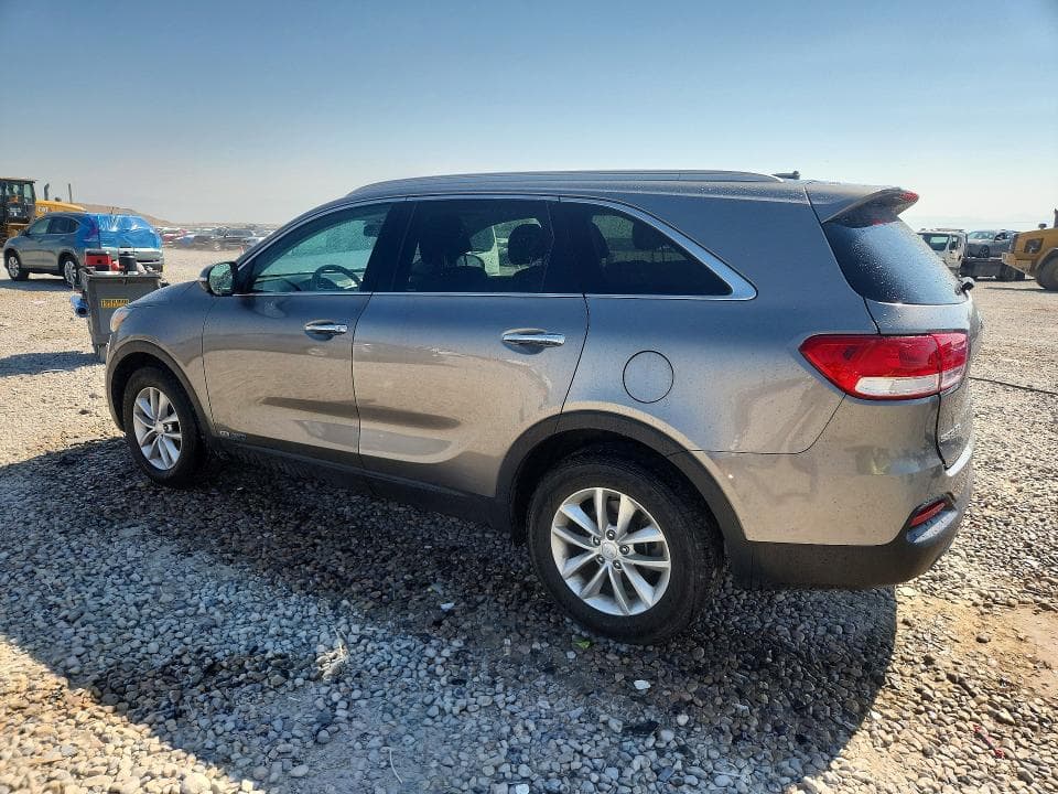 2017 KIA SORENTO LX V6 2