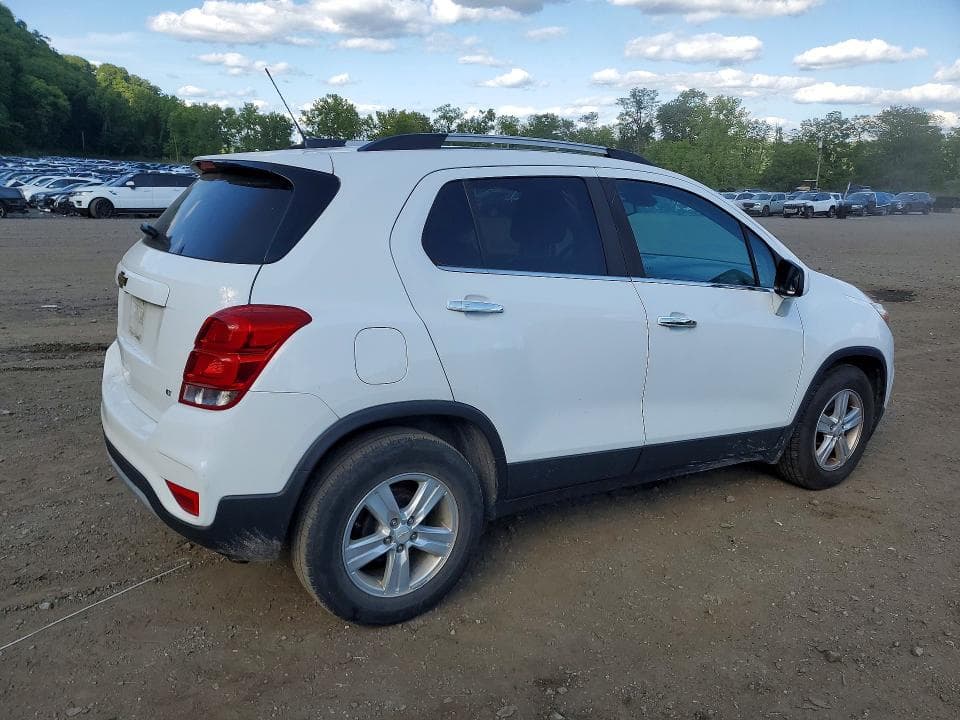 2017 CHEVROLET TRAX 1LT 3