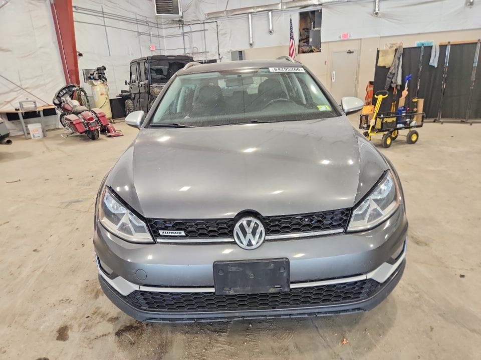 2017 VOLKSWAGEN GOLF ALLTRACK S 5