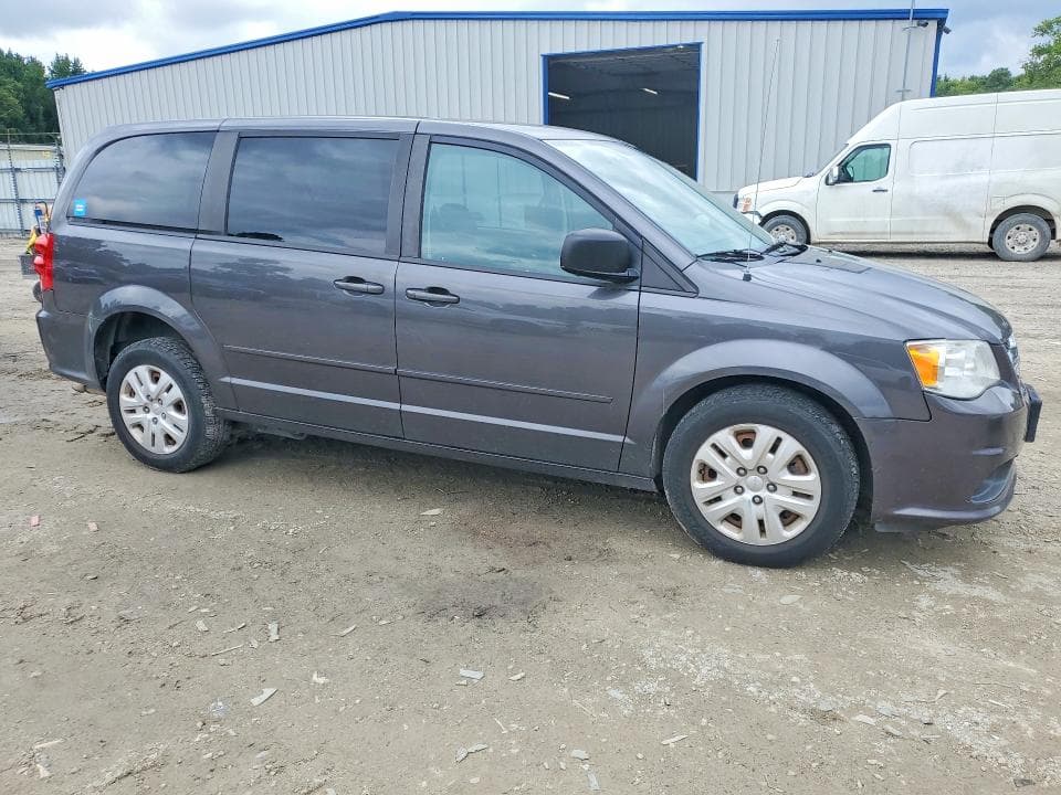 2017 DODGE GRAND CARAVAN SE 4
