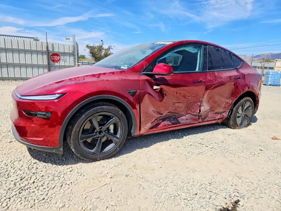 2026 TESLA MODEL Y - 1