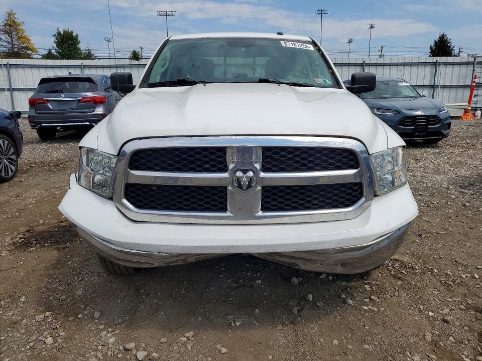 2019 RAM 1500 CLASSIC SLT 5