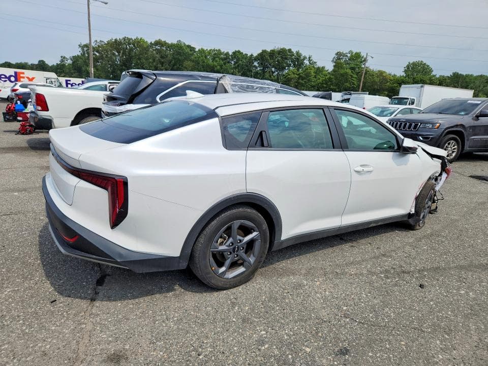 2025 KIA K4 LXS 3