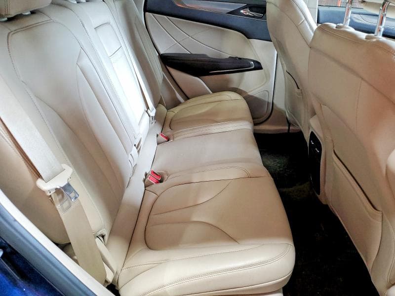 2017 LINCOLN MKC PREMIERE 11