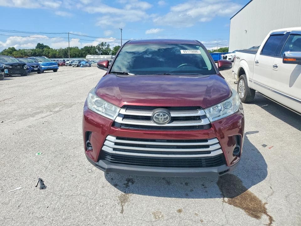 2019 TOYOTA HIGHLANDER LE 5
