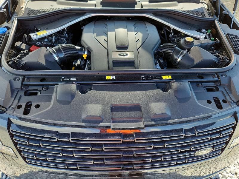 2023 LAND ROVER RANGE ROVER SE 12