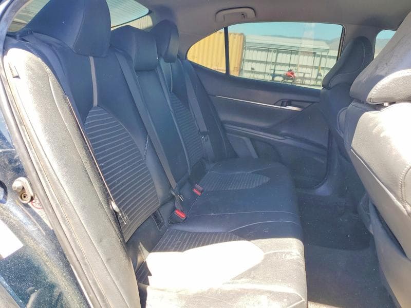 2019 TOYOTA CAMRY SE 10