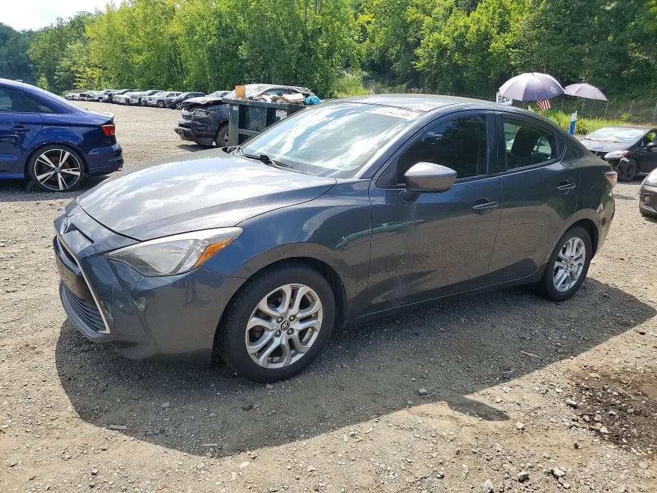 2017 TOYOTA YARIS - 1