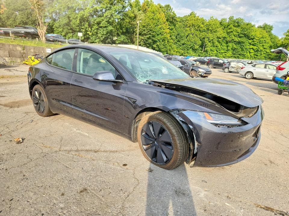 2024 TESLA MODEL 3 4