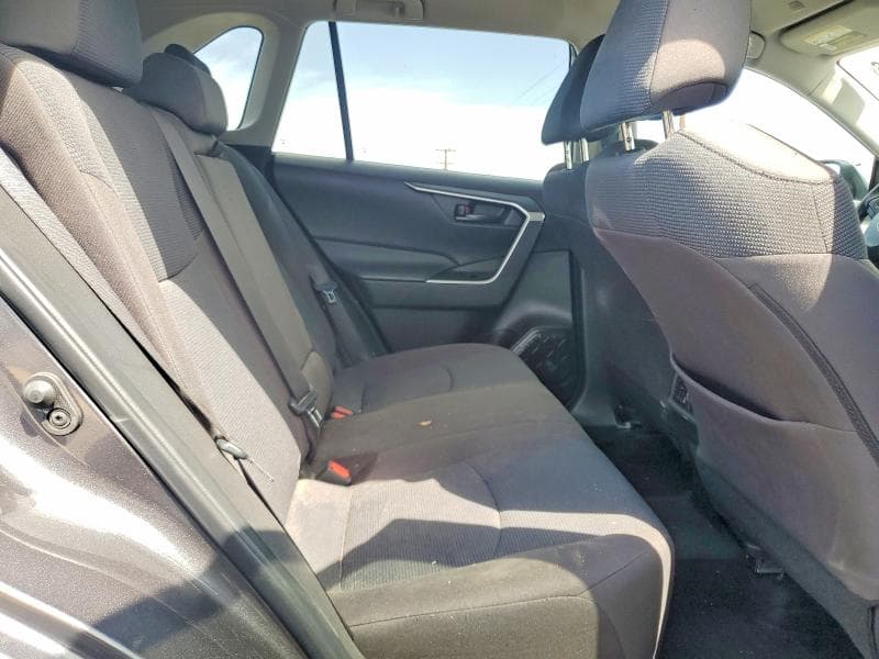 2023 TOYOTA RAV4 LE 11