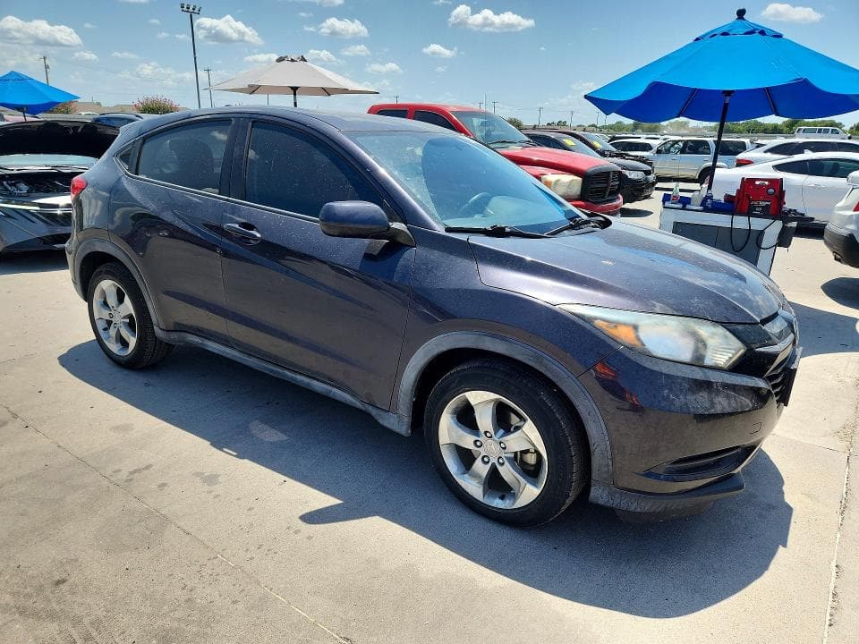2017 HONDA HR-V LX 4