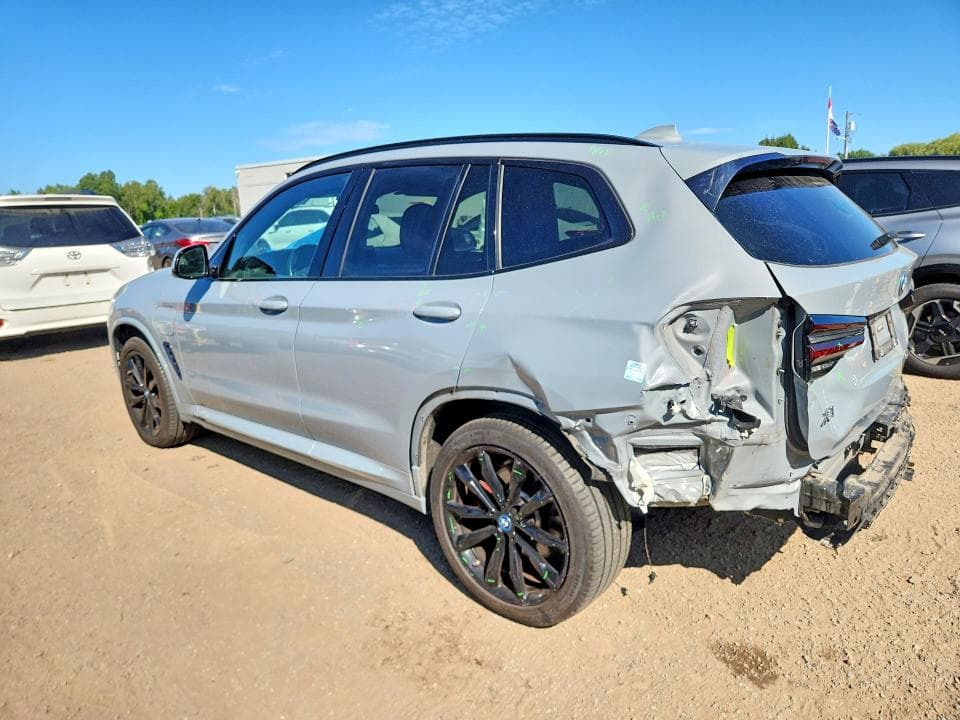 2022 BMW X3 XDRIVE30E 2
