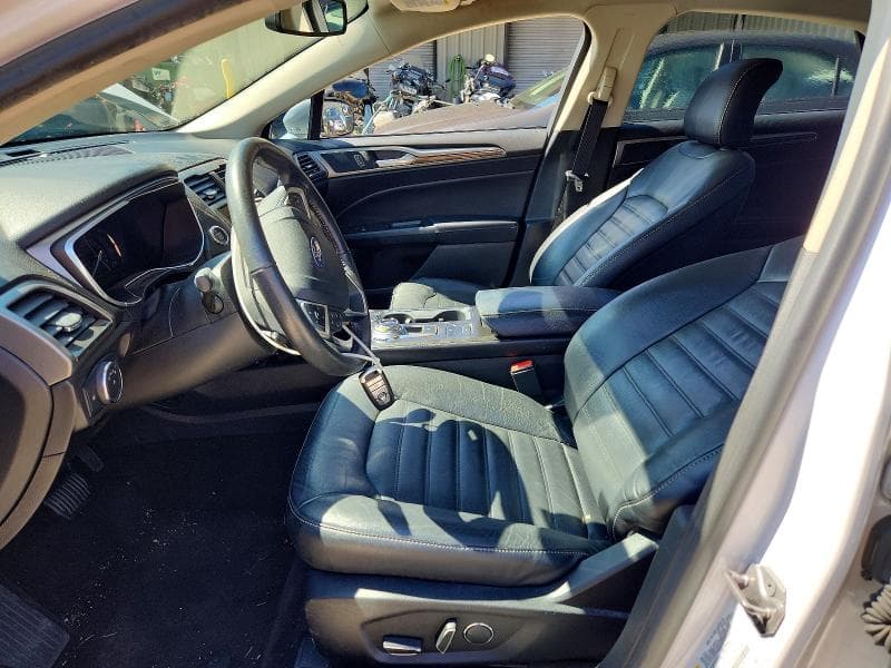 2017 FORD FUSION SE 7