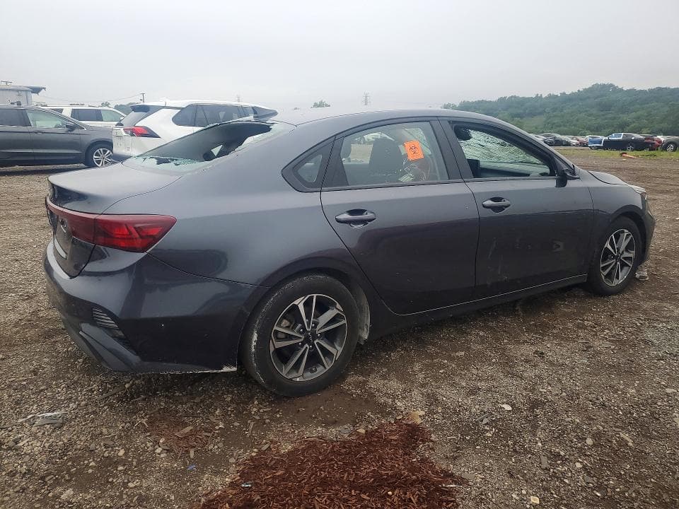 2024 KIA FORTE LXS 3