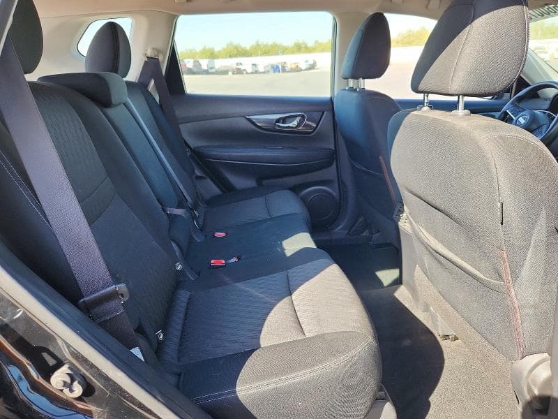 2018 NISSAN ROGUE S 11