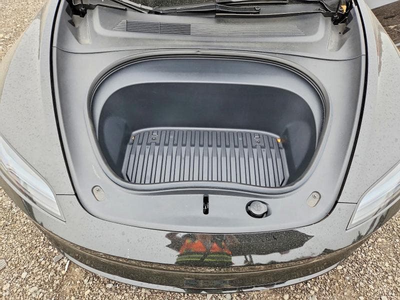 2024 TESLA MODEL 3 11