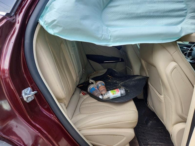 2019 LINCOLN MKC RESERVE 11