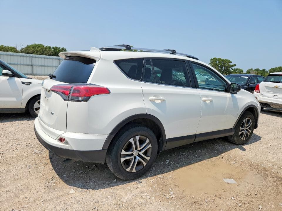 2018 TOYOTA RAV4 LE 3